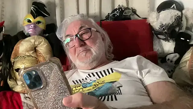 EroticVenetian online show from April 11, 2026, 10:03 pm