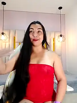 Karla hernandez  online show from February 5, 2025, 2:05 pm