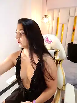 Karla hernandez  online show from March 20, 2025, 11:05 am