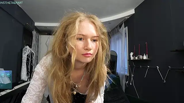 Alexandra Demore online show from May 19, 2026, 6:47 pm