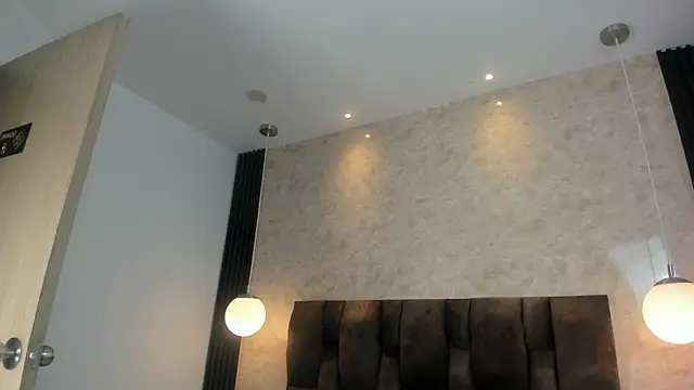 keyla  ross online show from January 17, 2025, 8:11 pm