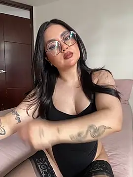 montmariana online show from June 18, 2026, 7:18 pm