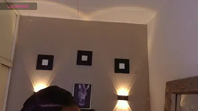 ashley Tompson1 online show from March 14, 2025, 12:40 pm