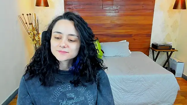 KatherineBond online show from January 10, 2025, 1:42 am