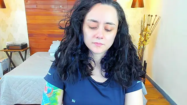 KatherineBond online show from January 11, 2025, 1:16 am