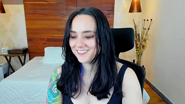 KatherineBond online show from January 23, 2025, 11:05 pm