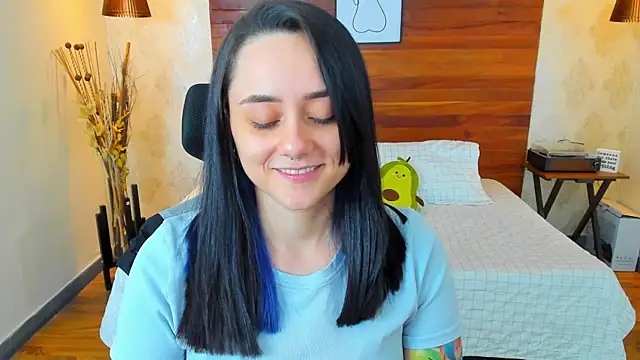 KatherineBond online show from February 13, 2025, 10:33 pm