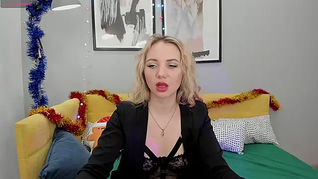 EvaMoran online show from December 21, 2024, 5:14 am