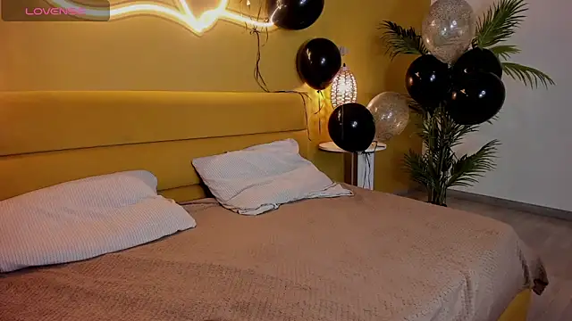 EvaMoran online show from January 20, 2025, 5:15 am