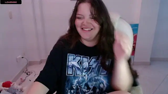 Snapshot of Gabiwaifu chatting on December 16, 2024, 12:37 am Gabiwaifu online show from December 16, 2024, 12:37 am