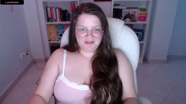 Snapshot of Gabiwaifu chatting on February 9, 2025, 11:25 pm Gabiwaifu online show from February 9, 2025, 11:25 pm