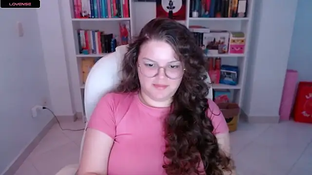 Snapshot of Gabiwaifu chatting on February 17, 2025, 8:04 pm Gabiwaifu online show from February 17, 2025, 8:04 pm