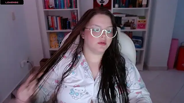 Snapshot of Gabiwaifu chatting on March 2, 2025, 12:20 am Gabiwaifu online show from March 2, 2025, 12:20 am