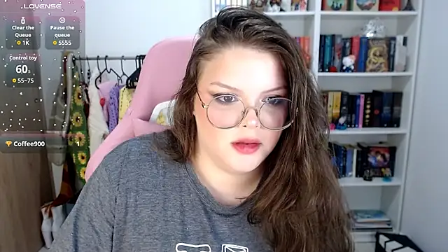 Snapshot of Gabiwaifu chatting on September 21, 2025, 6:04 am Gabiwaifu online show from September 21, 2025, 6:04 am