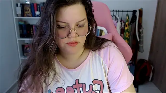 Snapshot of Gabiwaifu chatting on September 26, 2025, 6:23 pm Gabiwaifu online show from September 26, 2025, 6:23 pm