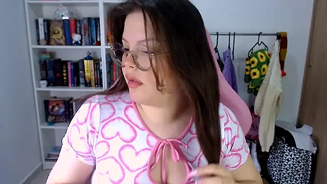 Snapshot of Gabiwaifu chatting on November 23, 2025, 8:52 pm Gabiwaifu online show from November 23, 2025, 8:52 pm