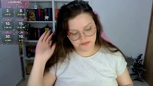 Snapshot of Gabiwaifu chatting on December 3, 2025, 9:24 pm Gabiwaifu online show from December 3, 2025, 9:24 pm