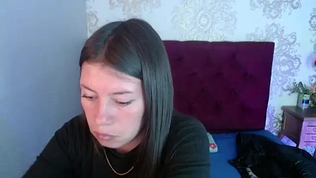 Snapshot of AnnaliOlsenX chatting on November 25, 2025, 2:22 am AnnaliOlsenX online show from November 25, 2025, 2:22 am