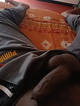 Snapshot of alanjoyoo chatting on December 2, 2025, 6:41 am alanjoyoo online show from December 2, 2025, 6:41 am