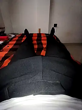 Snapshot of alanjoyoo chatting on January 13, 2026, 5:02 am alanjoyoo online show from January 13, 2026, 5:02 am