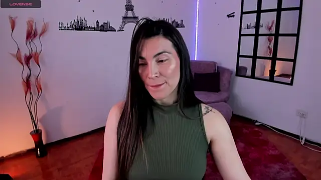 Snapshot of Elizabeth_taylor_b chatting on January 23, 2025, 6:24 pm Elizabeth taylor b online show from January 23, 2025, 6:24 pm