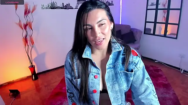 Snapshot of Elizabeth_taylor_b chatting on March 6, 2025, 8:27 pm Elizabeth taylor b online show from March 6, 2025, 8:27 pm