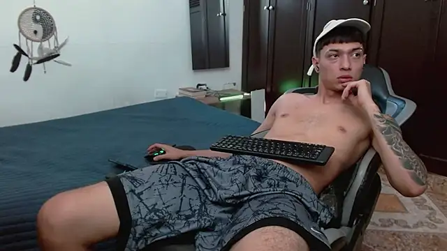 aaron blug online show from January 5, 2026, 5:27 pm