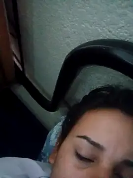  Miaaleon online show from March 3, 2025, 10:06 am