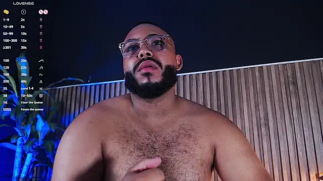 Snapshot of DilanJonnes_ chatting on January 31, 2025, 8:43 pm DilanJonnes online show from January 31, 2025, 8:43 pm