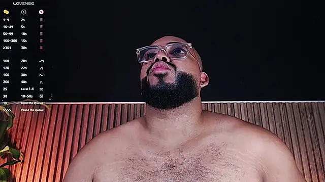 Snapshot of DilanJonnes_ chatting on March 18, 2025, 2:04 am DilanJonnes online show from March 18, 2025, 2:04 am