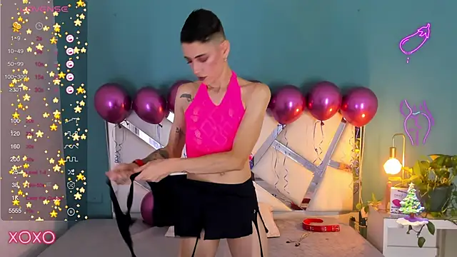 dominic thailor online show from December 24, 2024, 2:12 pm