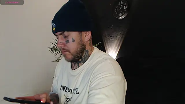 Snapshot of Ash_gusbig chatting on February 6, 2025, 3:06 am Ash gusbig online show from February 6, 2025, 3:06 am