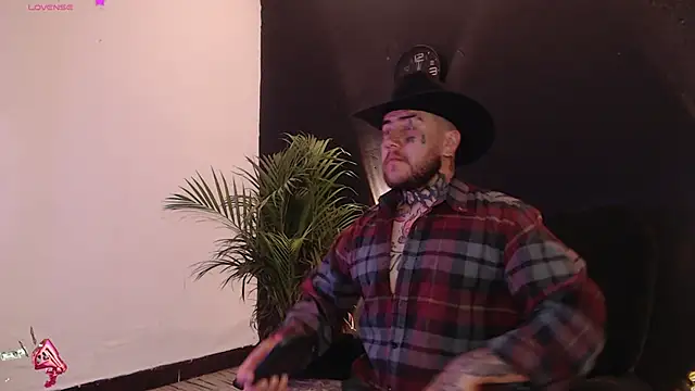 Snapshot of Ash_gusbig chatting on February 19, 2025, 2:55 am Ash gusbig online show from February 19, 2025, 2:55 am