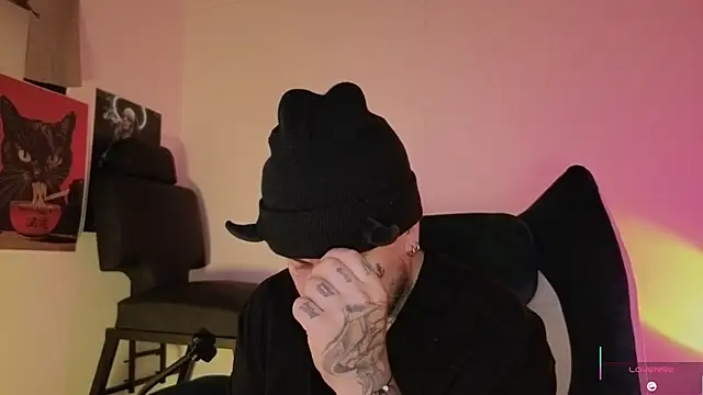 Snapshot of Ash_gusbig chatting on November 14, 2025, 3:16 am Ash gusbig online show from November 14, 2025, 3:16 am