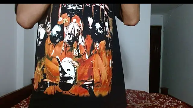 carolinemiller7 online show from February 20, 2025, 6:17 am