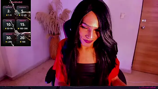 carolinemiller7 online show from November 25, 2025, 3:39 am