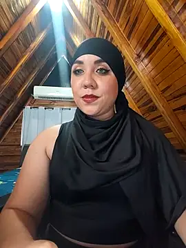 AmbarBurhan online show from December 4, 2025, 6:16 pm