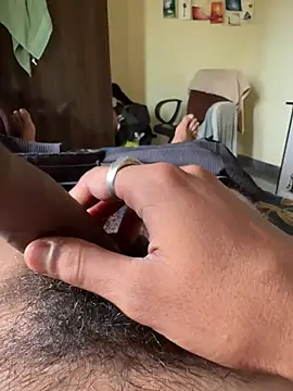 hairydude49 online show from July 3, 2026, 6:42 am