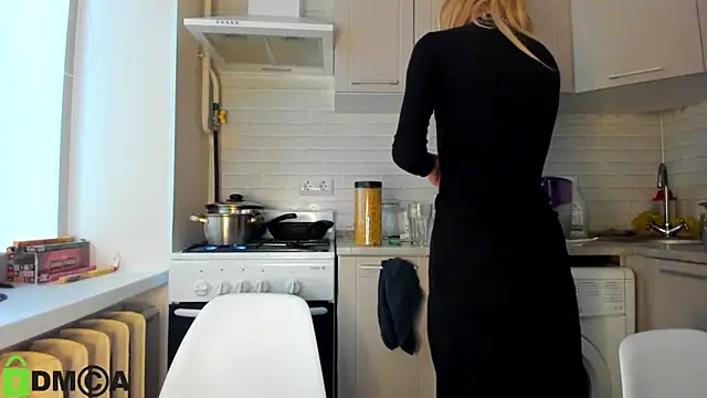  Alice Kitty online show from December 28, 2024, 9:52 am