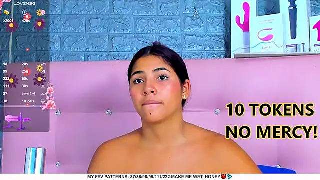 AriannaLewiis online show from January 30, 2025, 7:37 pm