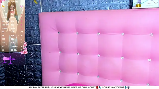 AriannaLewiis online show from February 9, 2025, 1:33 am