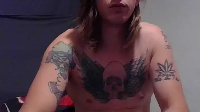 Snapshot of Turning2Jade chatting on November 1, 2025, 10:12 pm Turning2Jade online show from November 1, 2025, 10:12 pm