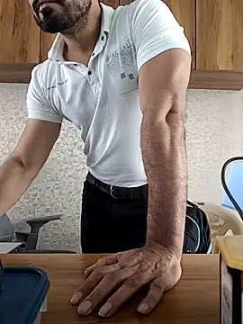 Snapshot of indianguy89 chatting on February 15, 2026, 5:59 am indianguy89 online show from February 15, 2026, 5:59 am