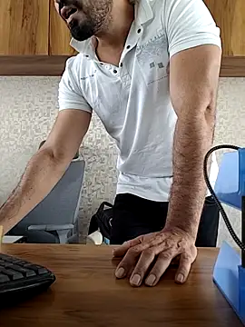 Snapshot of indianguy89 chatting on March 15, 2026, 4:51 am indianguy89 online show from March 15, 2026, 4:51 am