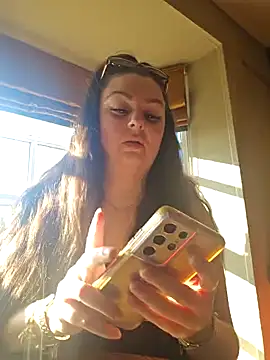 Britishbella online show from February 28, 2025, 3:15 pm