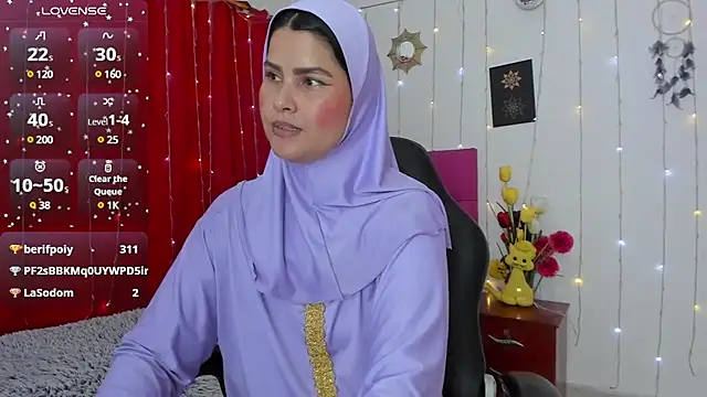 AishaAmin  online show from March 19, 2025, 3:19 pm