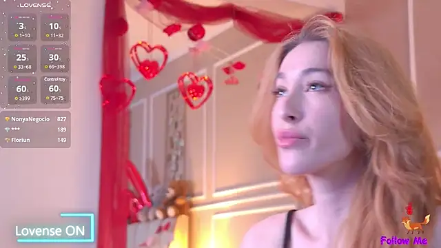 SerenaBennet online show from February 23, 2025, 5:18 pm