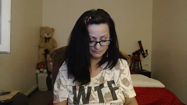 YourDreamLoverr online show from January 17, 2025, 1:25 am