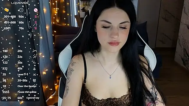 Mary   Moore online show from February 4, 2025, 6:57 am