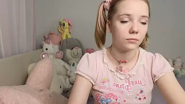 Snapshot of PrincessLittleKiki chatting on July 25, 2026, 9:12 pm PrincessLittleKiki online show from July 25, 2026, 9:12 pm